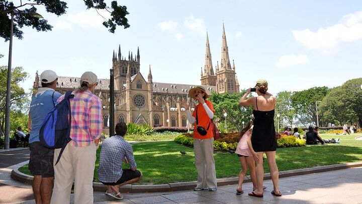 Sydney Walking Tour including The Rocks (small group)