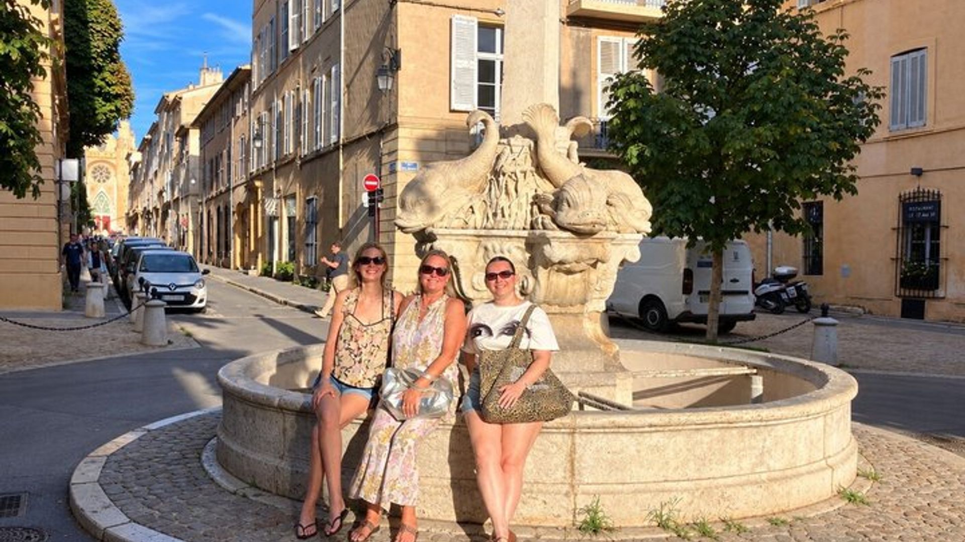 Aix en Provence Walking Tour: Explore Top Sights & Hidden Gems