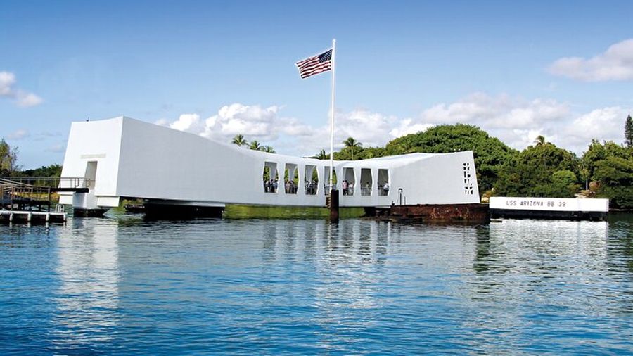 Honolulu Pearl Harbor, Downtown Tour with Upgrade Options