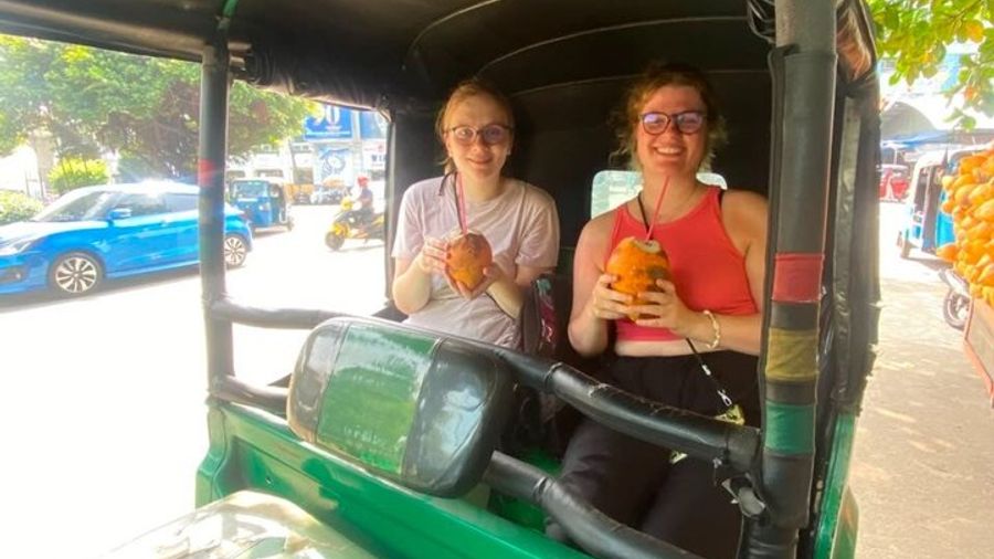Tuk-Tuk City Tour Colombo SL