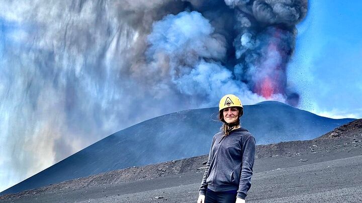 Volcanological excursion of the wild and less touristy side of the Etna volcano
