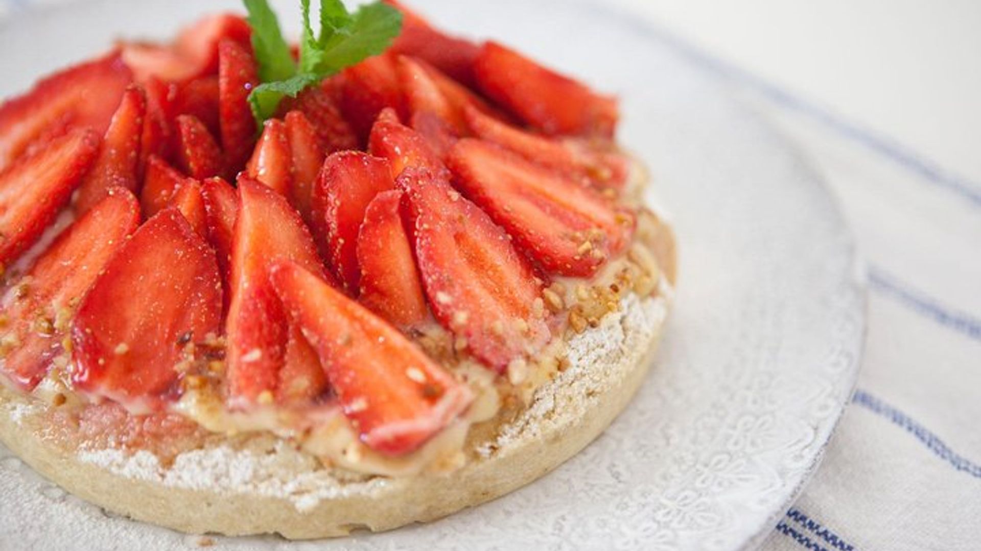 Paris: Classic French Cooking Class Led by Chef Host