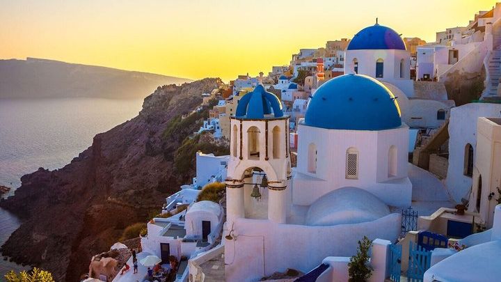 Santorini Private Sightseeing Tour