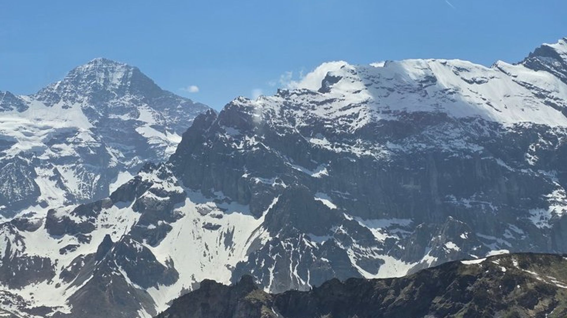 Schilthorn & Lauterbrunnen Valley Private Tour from Basel