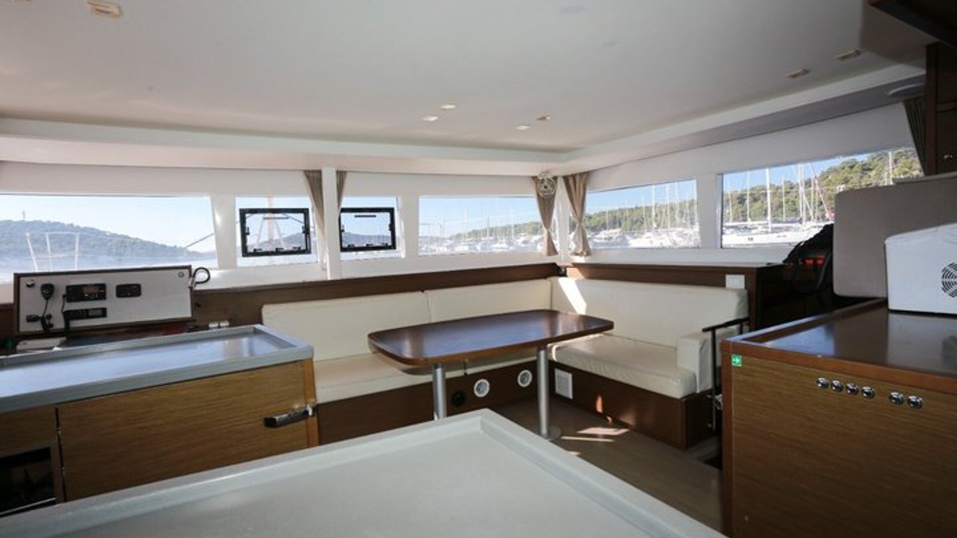 Une journée complète en catamaran Maddalena, avec déjeuner