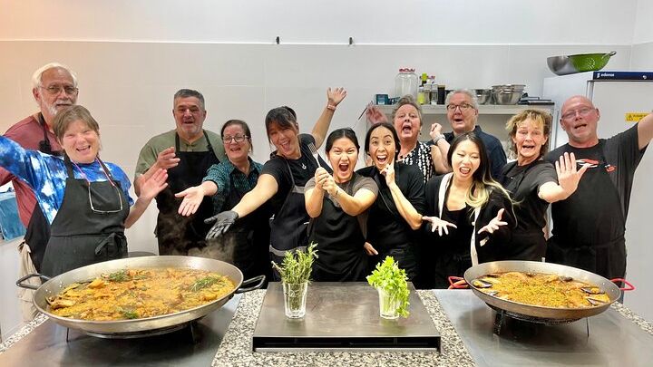 Valencia Authentic Paella Cooking Class with Tapas and Sangria