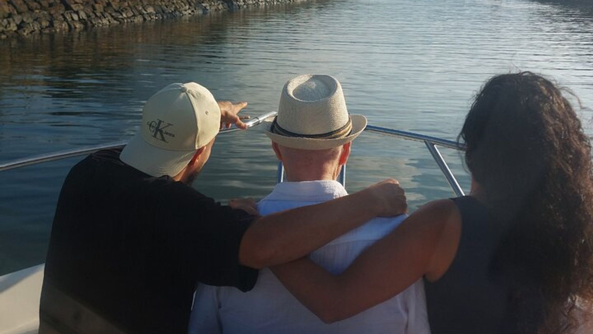 Découvrez Hondarribia depuis la mer avec un audioguide