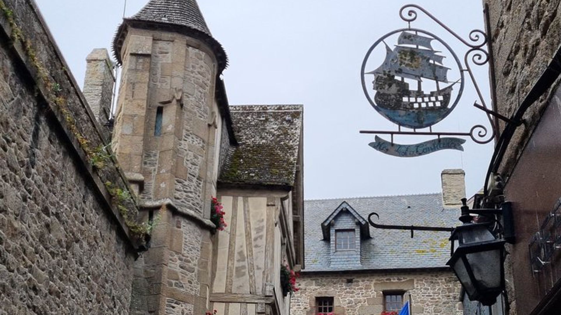 Geführte Wanderung durch Mont-Saint-Michel inklusive Eintrittskarte für die Abtei