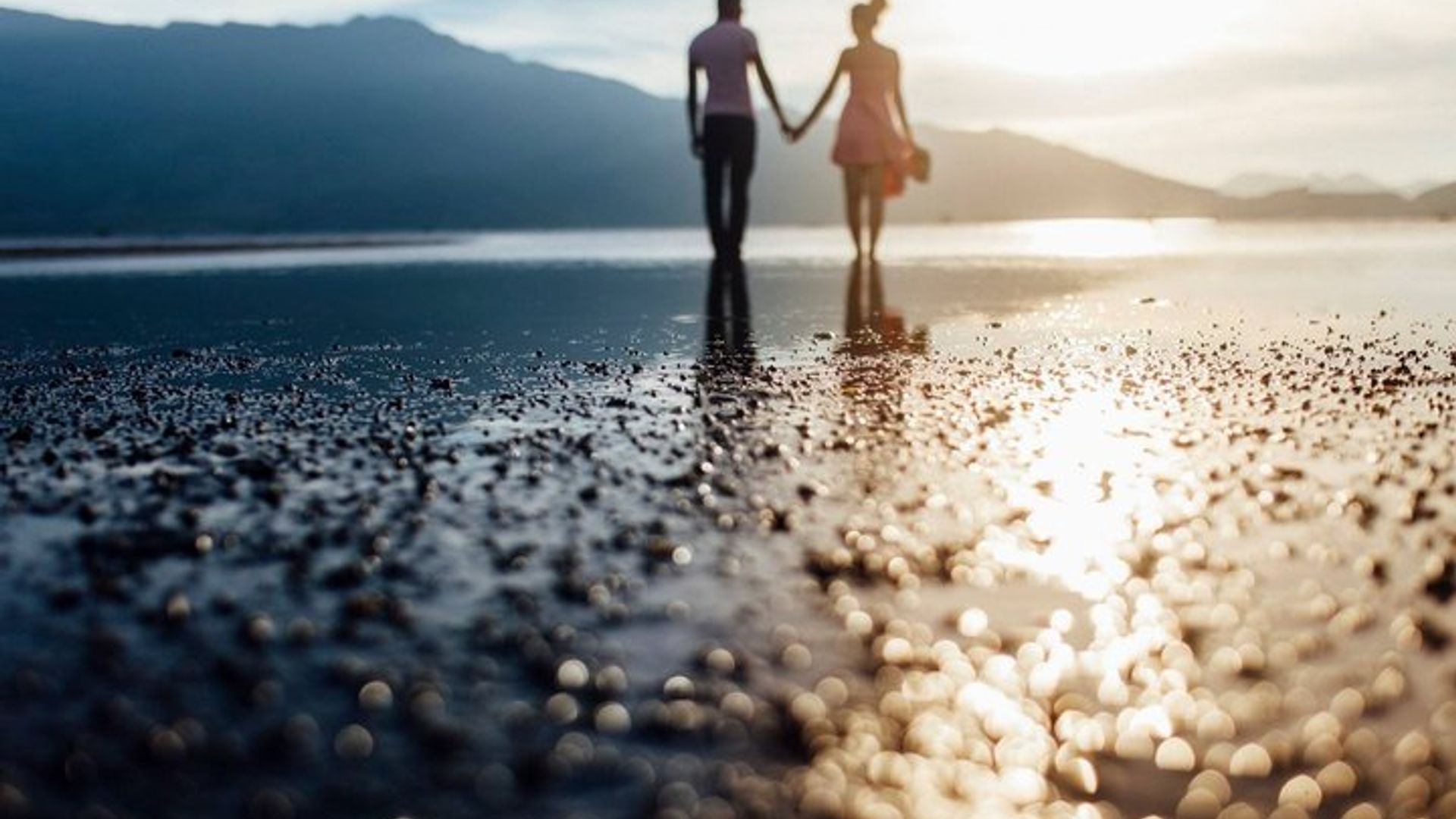 Da Nang: Beach photoshoot with a professional photographer