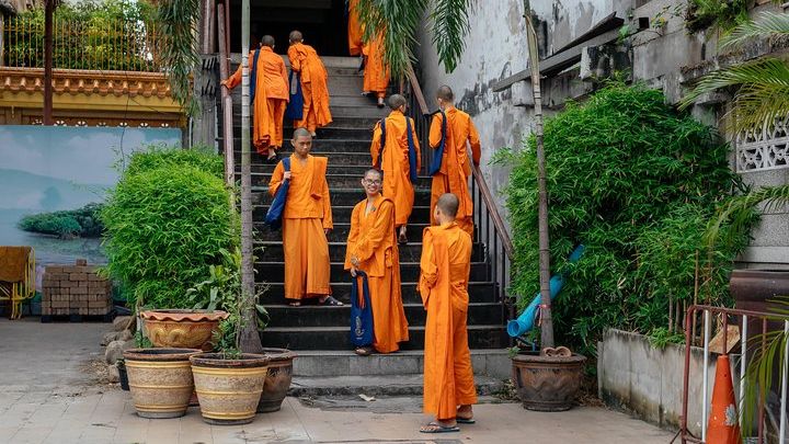 Bangkok Private City Tour with Wat Pho Admission