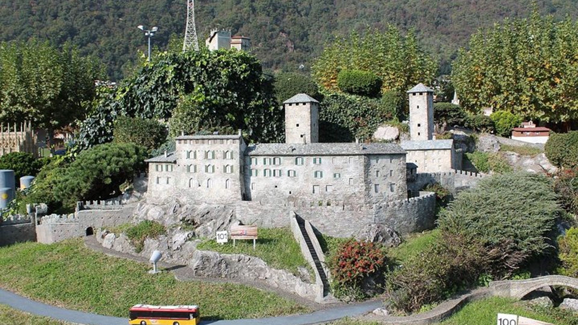 Bellinzona Highlights : Castelgrande & Historisches Zentrum
