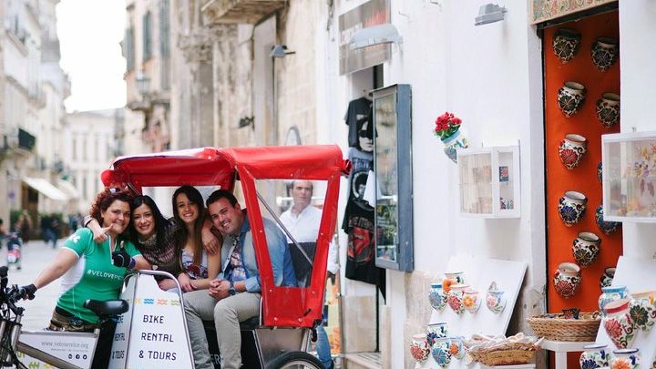 Lecce Shopping Tour by Rickshaw