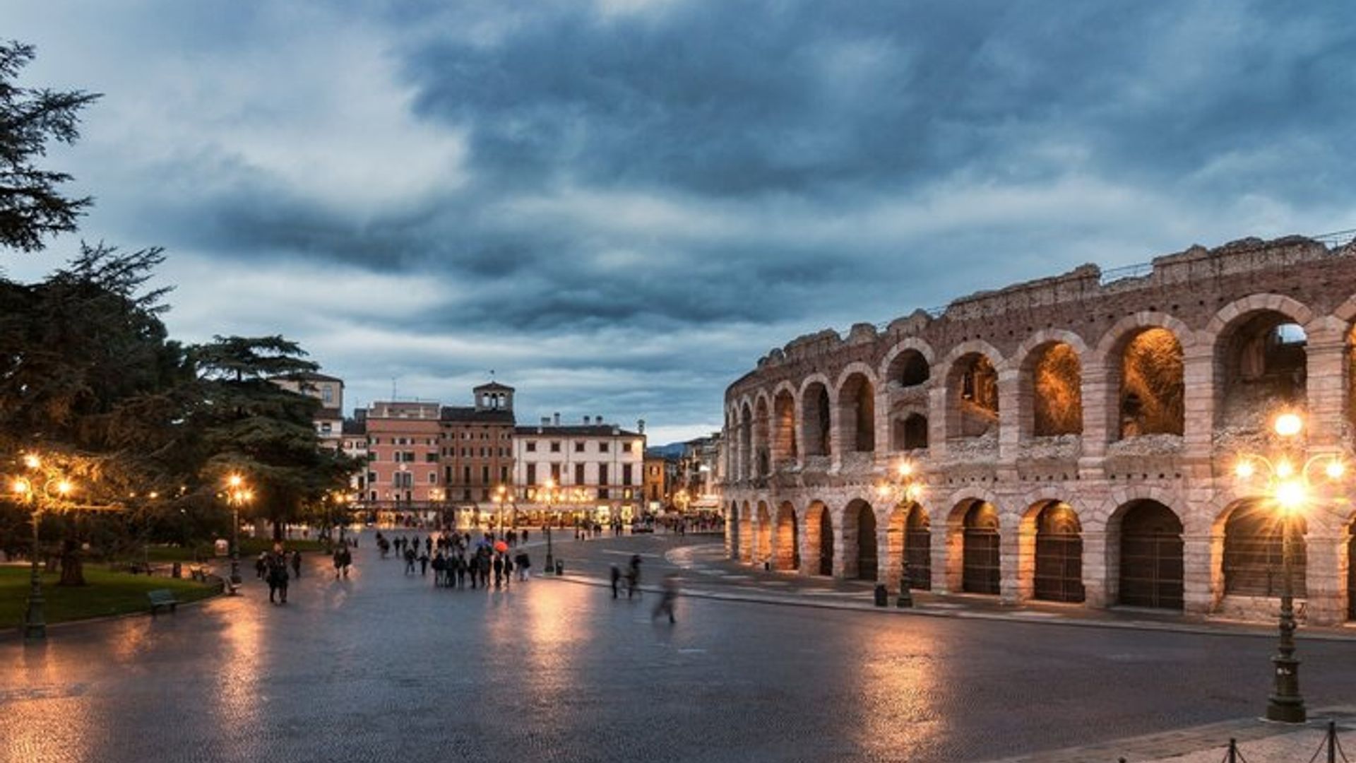 TOP Verona : Private Guided Tour with your mobile
