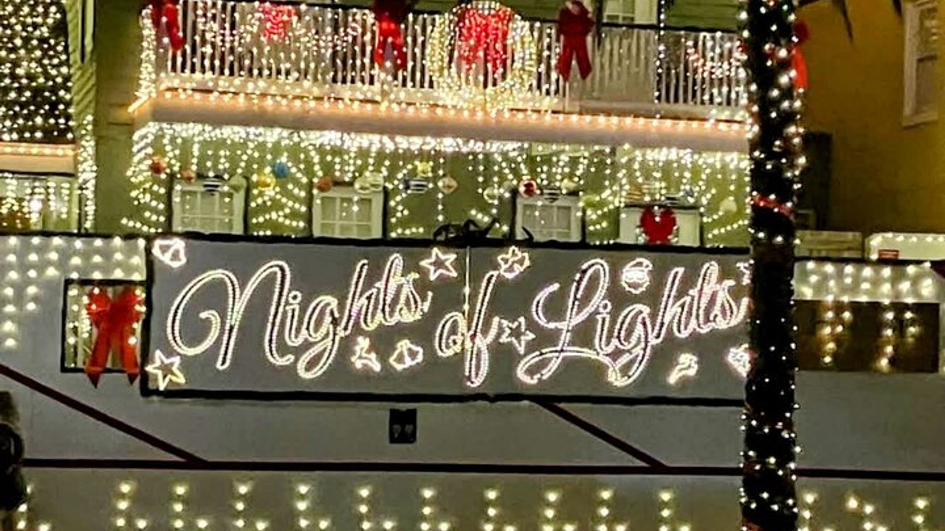 St. Augustine Old Town Night of Lights Tour privado en carrito de golf