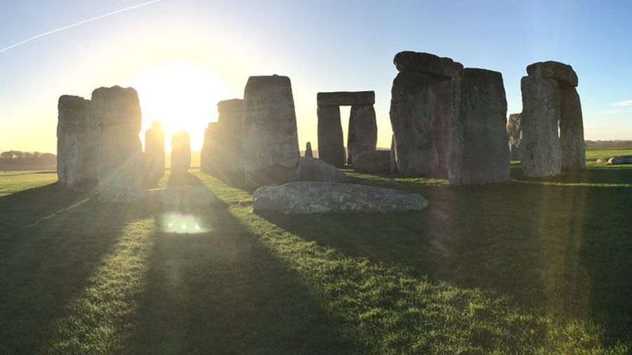 Stonehenge Private Half-Day Tour From London in Luxury Vehicle