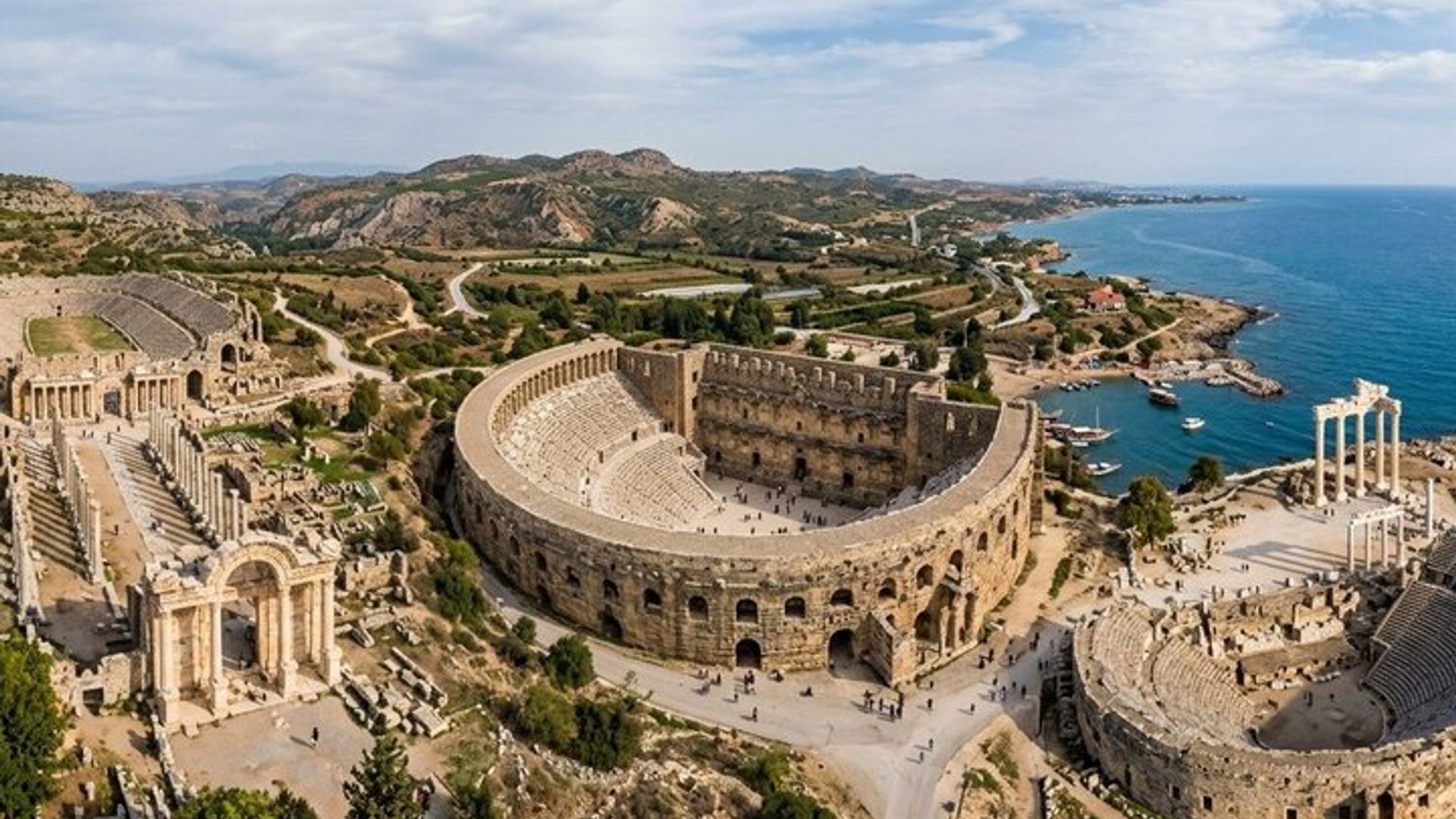 Excursión de un día para grupos pequeños a Perge, Aspendos, Side y Waterfall