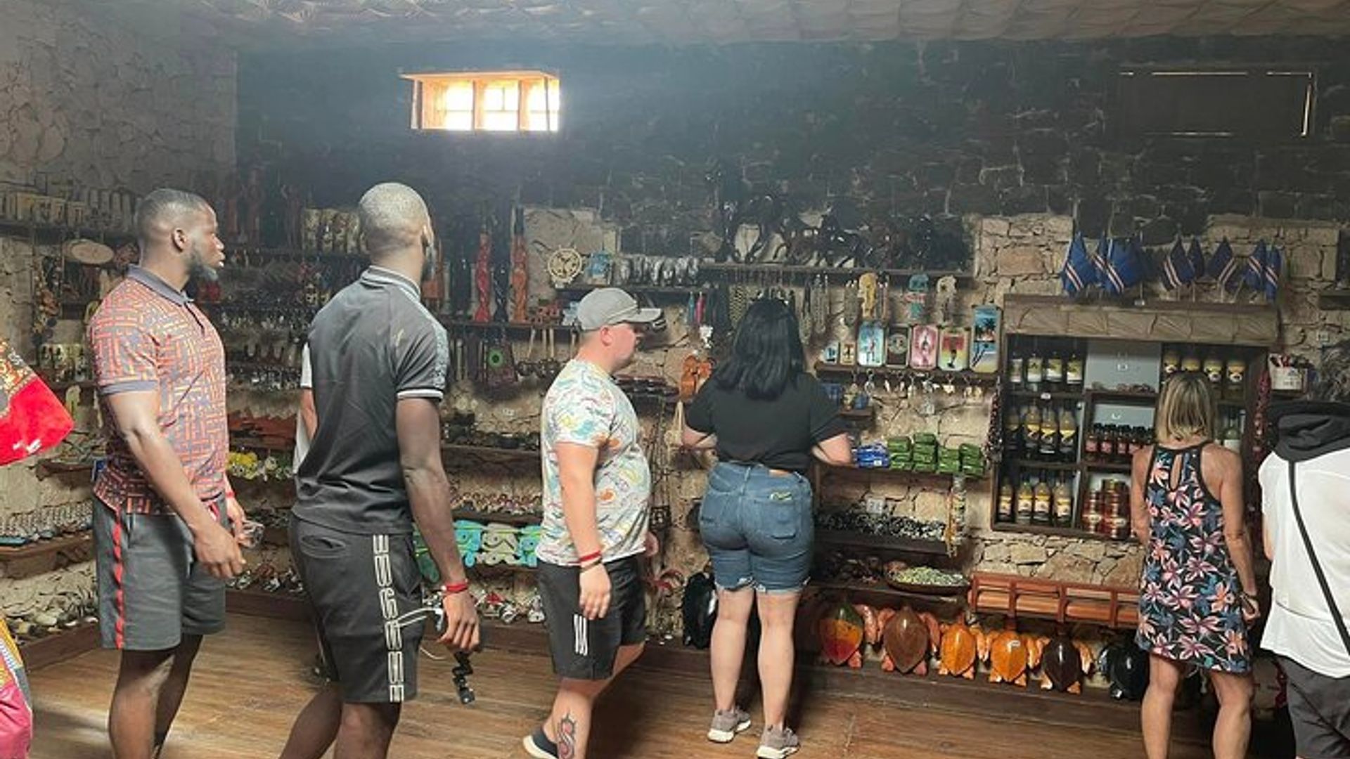 Excursión de un día completo con todo incluido en la isla de Sal (almuerzo y tasas incluidas)