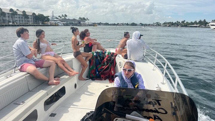 Fort Lauderdale Beach Small-Group Parasailing Tour