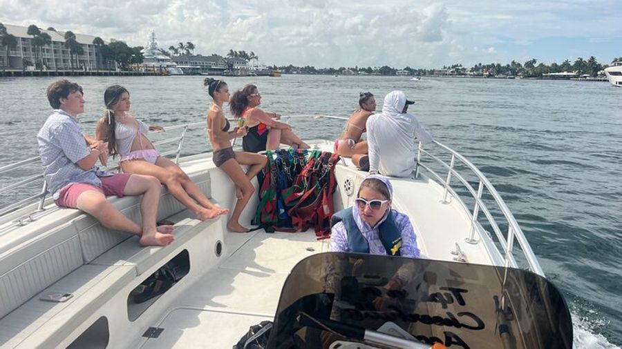 Fort Lauderdale Beach Small-Group Parasailing Tour