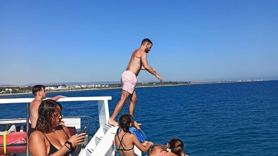 90-Minute Glass Bottom Boat Trip in Paphos