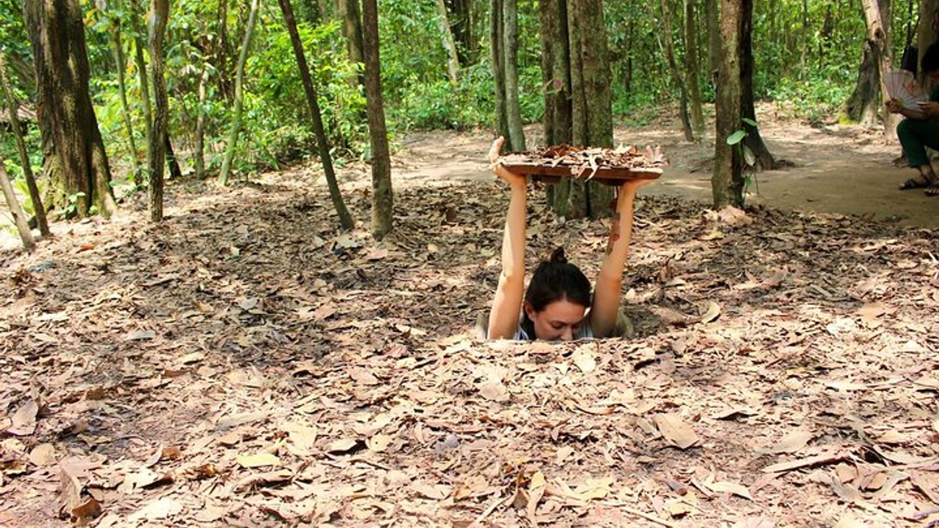Tour privado: Túneles de Cu Chi - Excursión de un día a los templos de Cao Dai