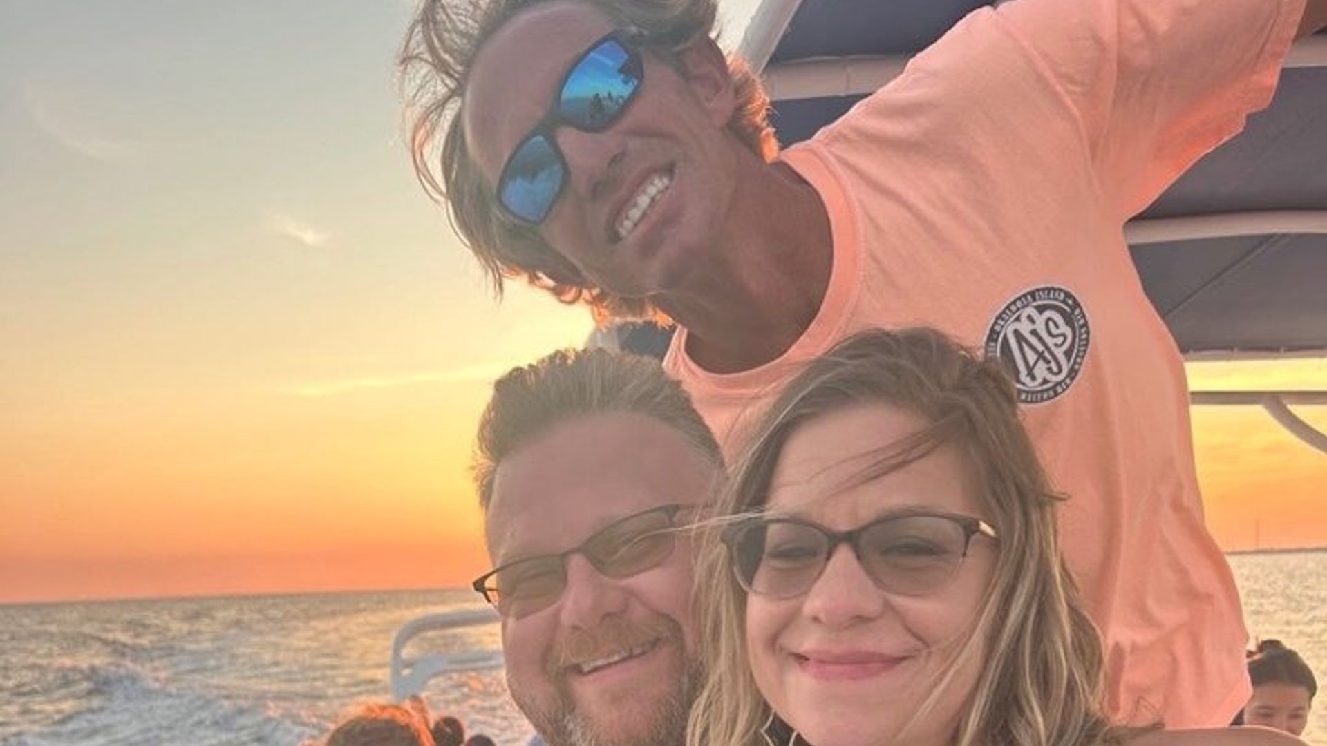 Crucero por el mar con delfines al atardecer en Destin