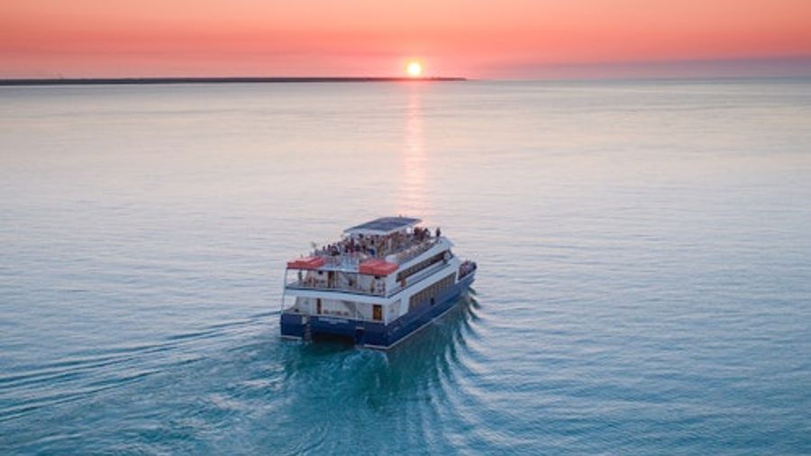 Darwin Harbour: Sunset Cruise + Buffet Dinner