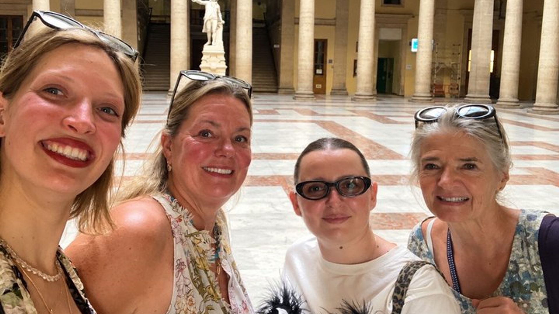 Tour a pie por Aix en Provence : Explora las principales atracciones y joyas ocultas