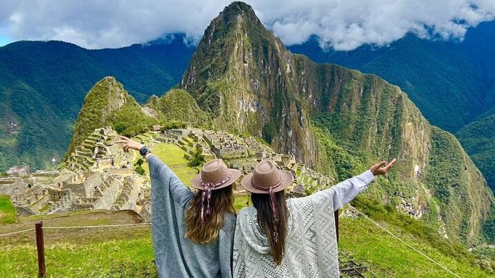 Machu Picchu 2 Days Guided Tour from Cusco