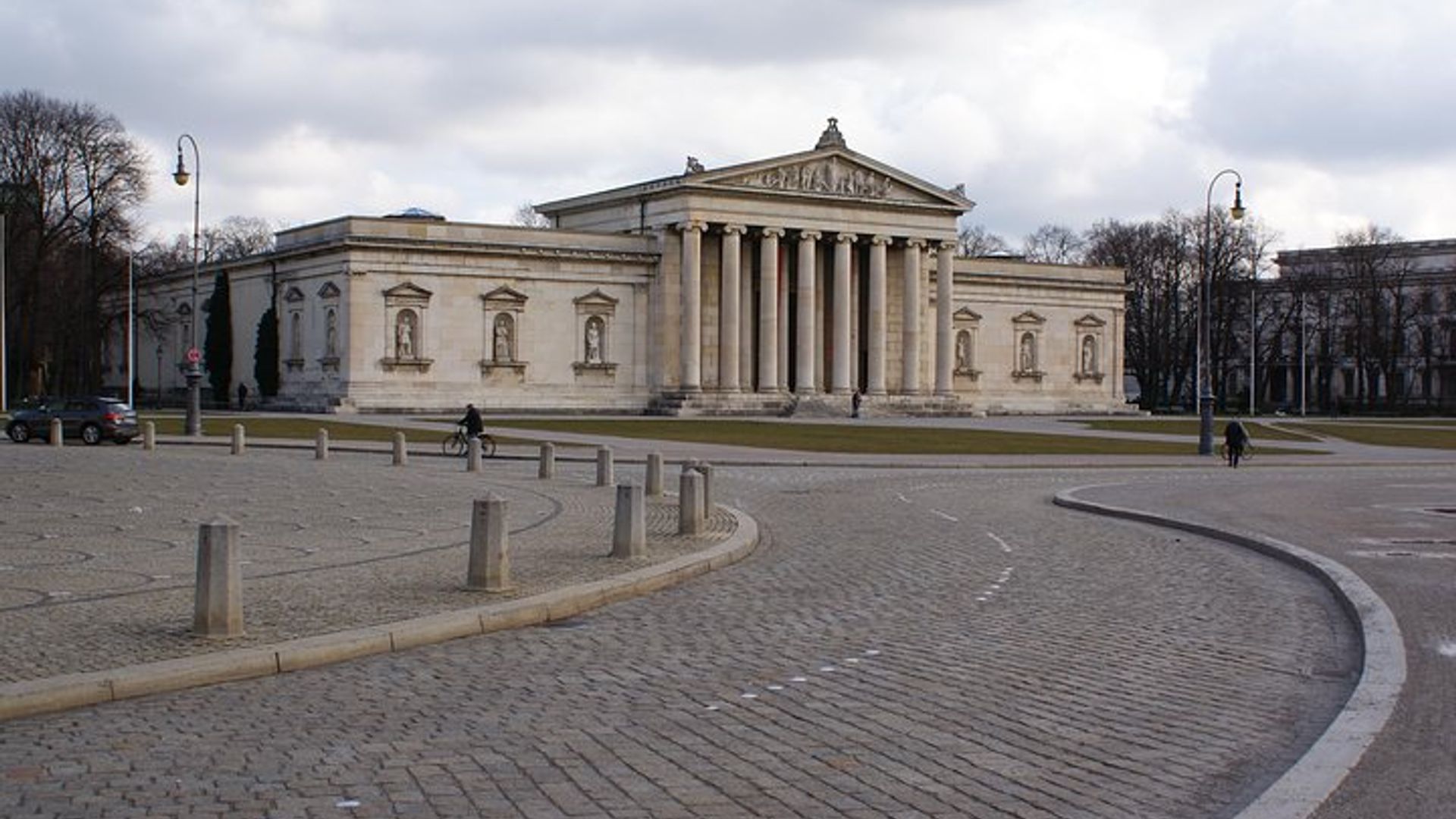 Tour a Pé de 2 Horas em Pequenos Grupos em Munique e o Terceiro Reich