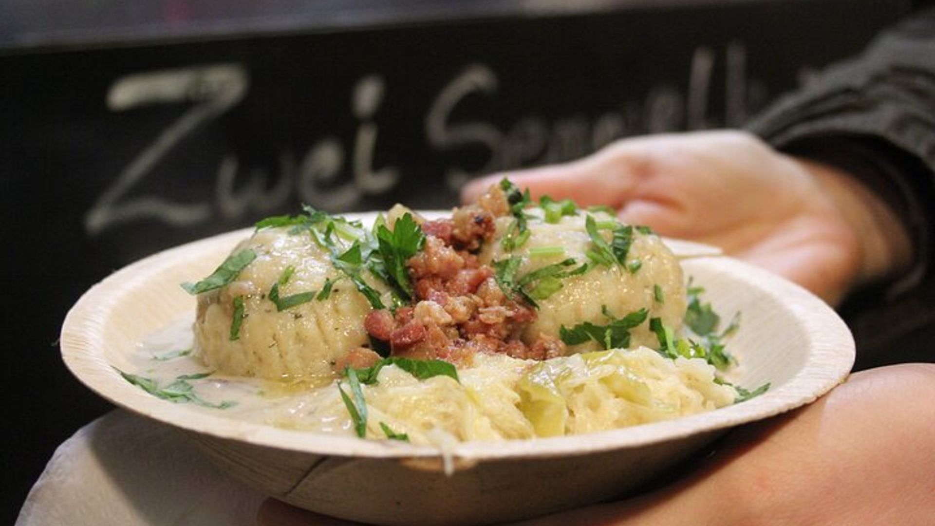 Berlin: Christmas Markets Tour With Food Tastings