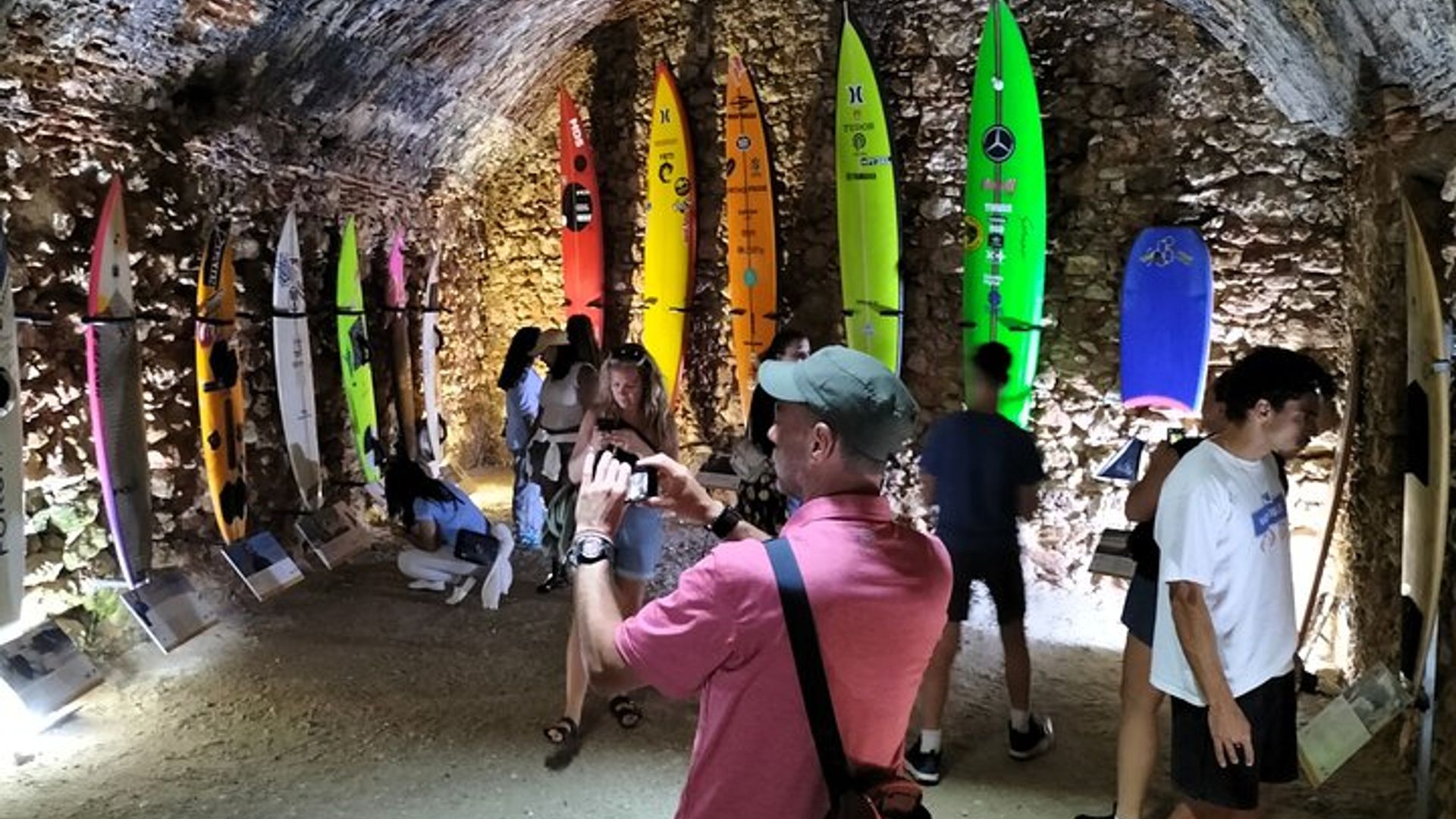 Nazaré, Óbidos y Alcobaça, tour privado de día completo desde Lisboa