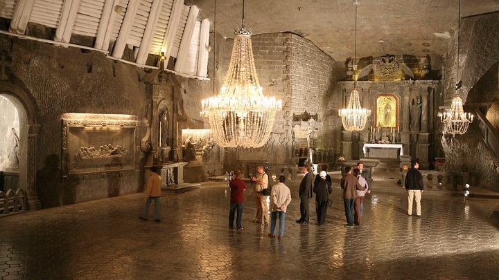 Krakow Small-Group Tour to Wieliczka Salt Mine