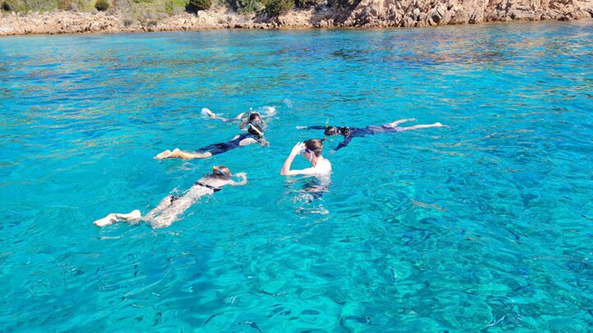 Excursion en bateau à Tavolara avec plongée en apnée