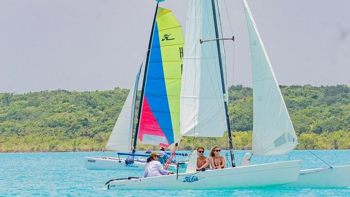 Bacalar Private Catamaran Tour of Bertilla Lagoon