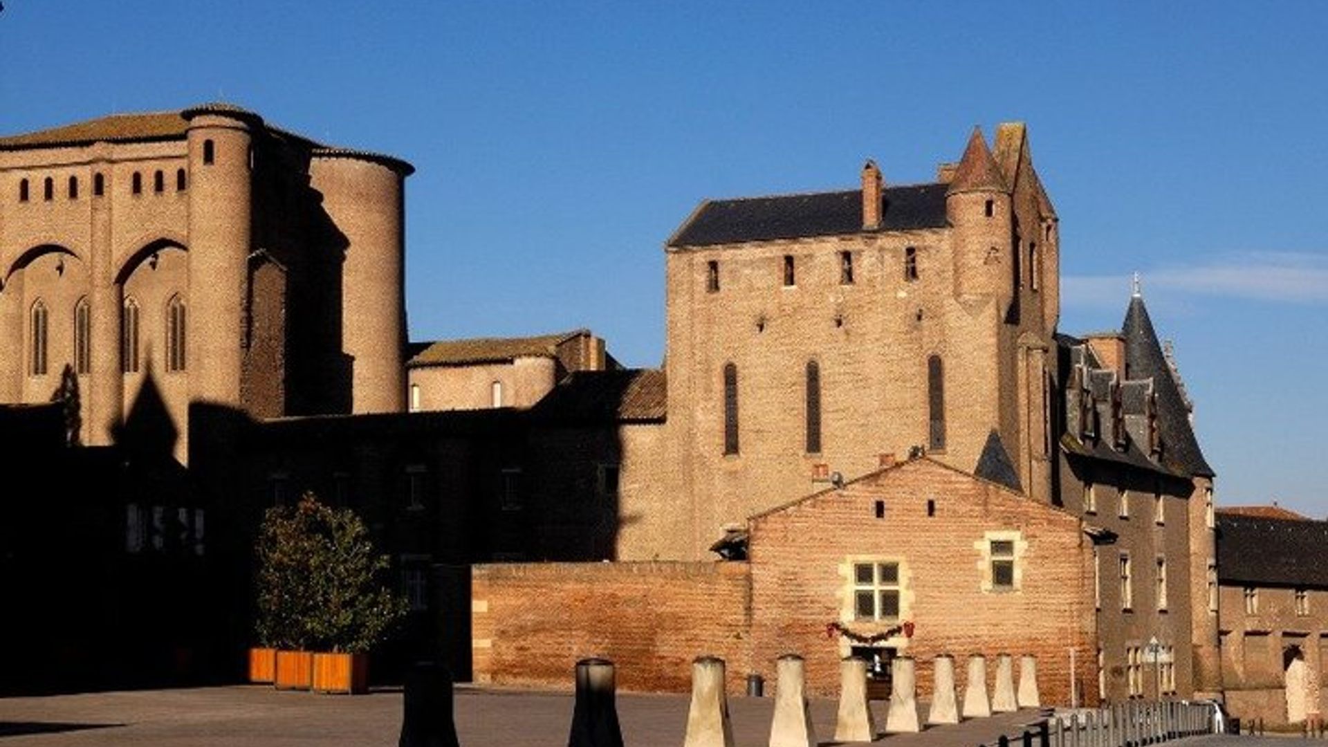 TOP Albi : Visite guidée privée avec votre mobile