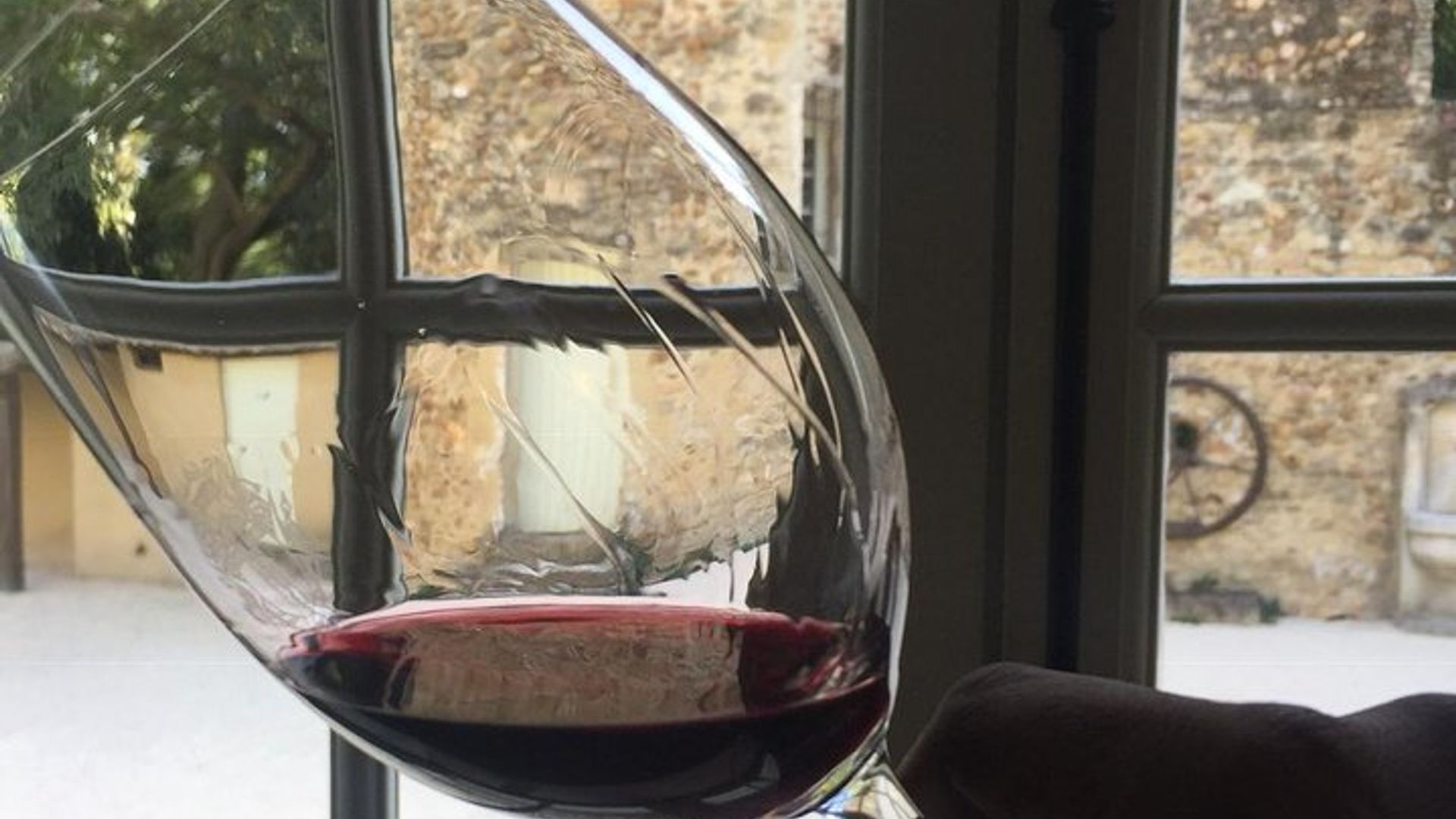 Aviñón, palacio del Papa y degustación de vinos de Côtes du Rhône