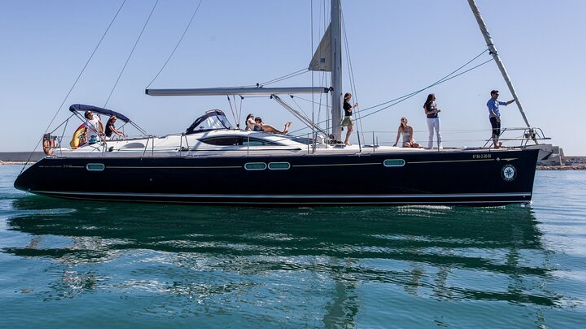 Private Luxury Sailing Tour image 2