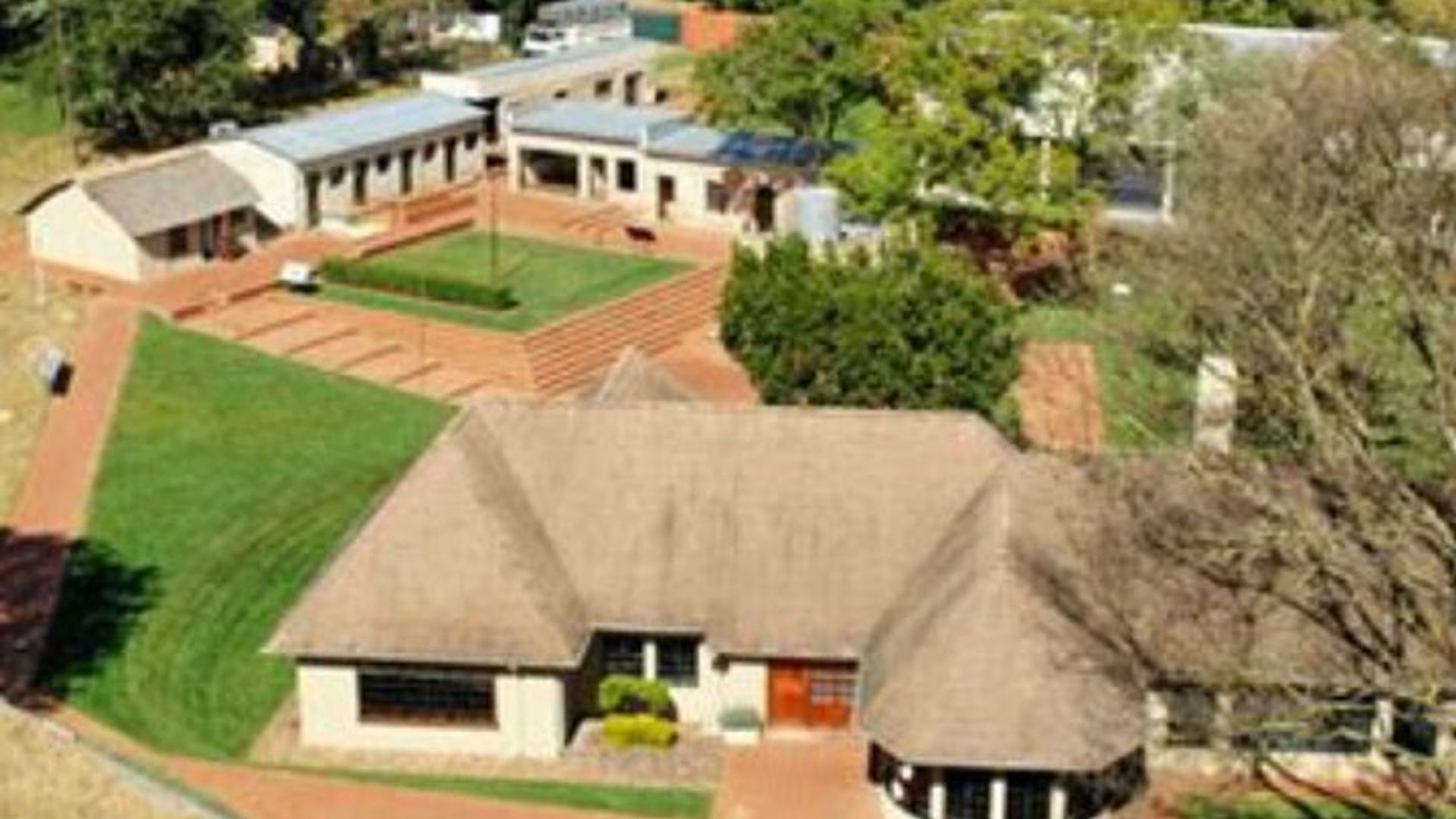 Liliesleaf farm,Constitutional Hill & Soweto Full Day Tour