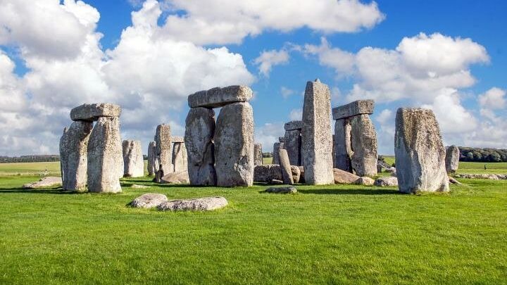 Stonehenge Inner Circle Bus Tour From London