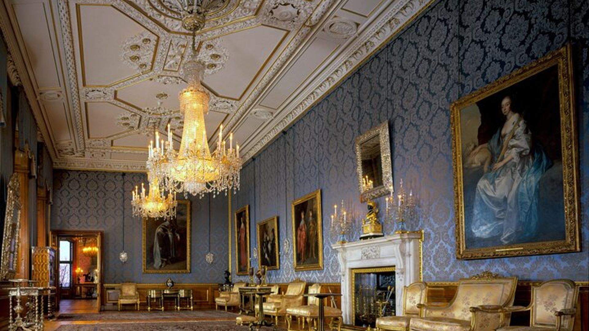 Buckingham Palace State Rooms and Windsor Castle from London