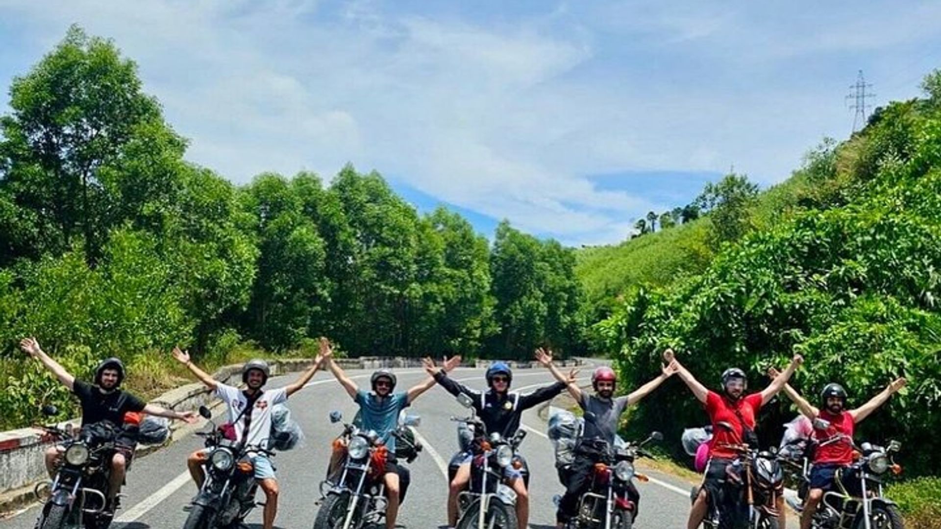Entdecken Sie den Hai Van Pass: Motorradtour von Hoi An nach Hue