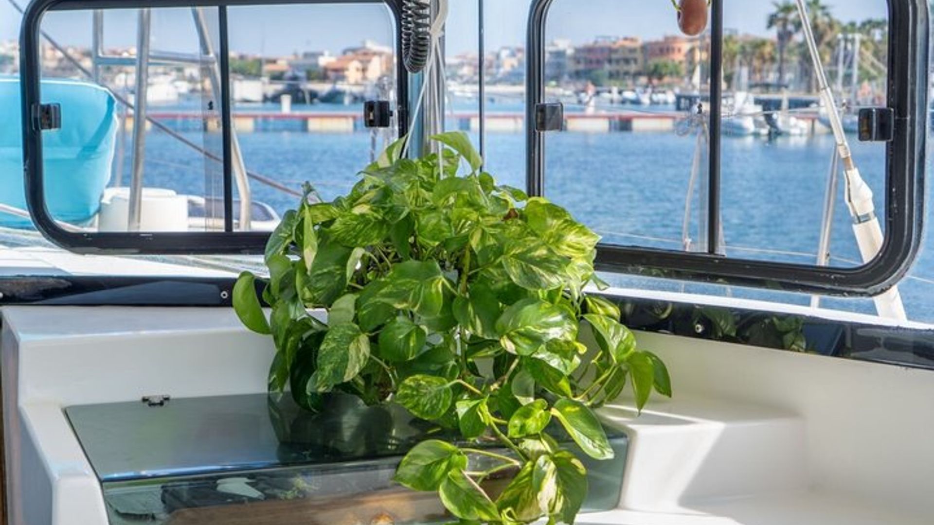 La Maddalena : Crucero para grupos pequeños con almuerzo, bebidas