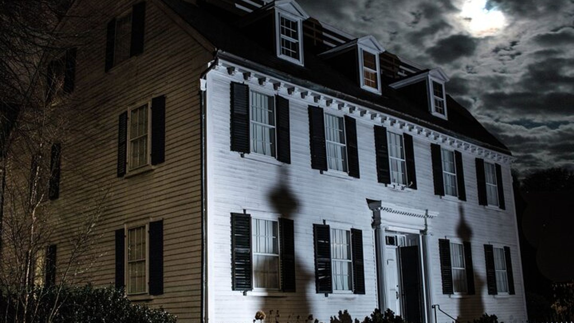 Salem Haunted Pub Crawl