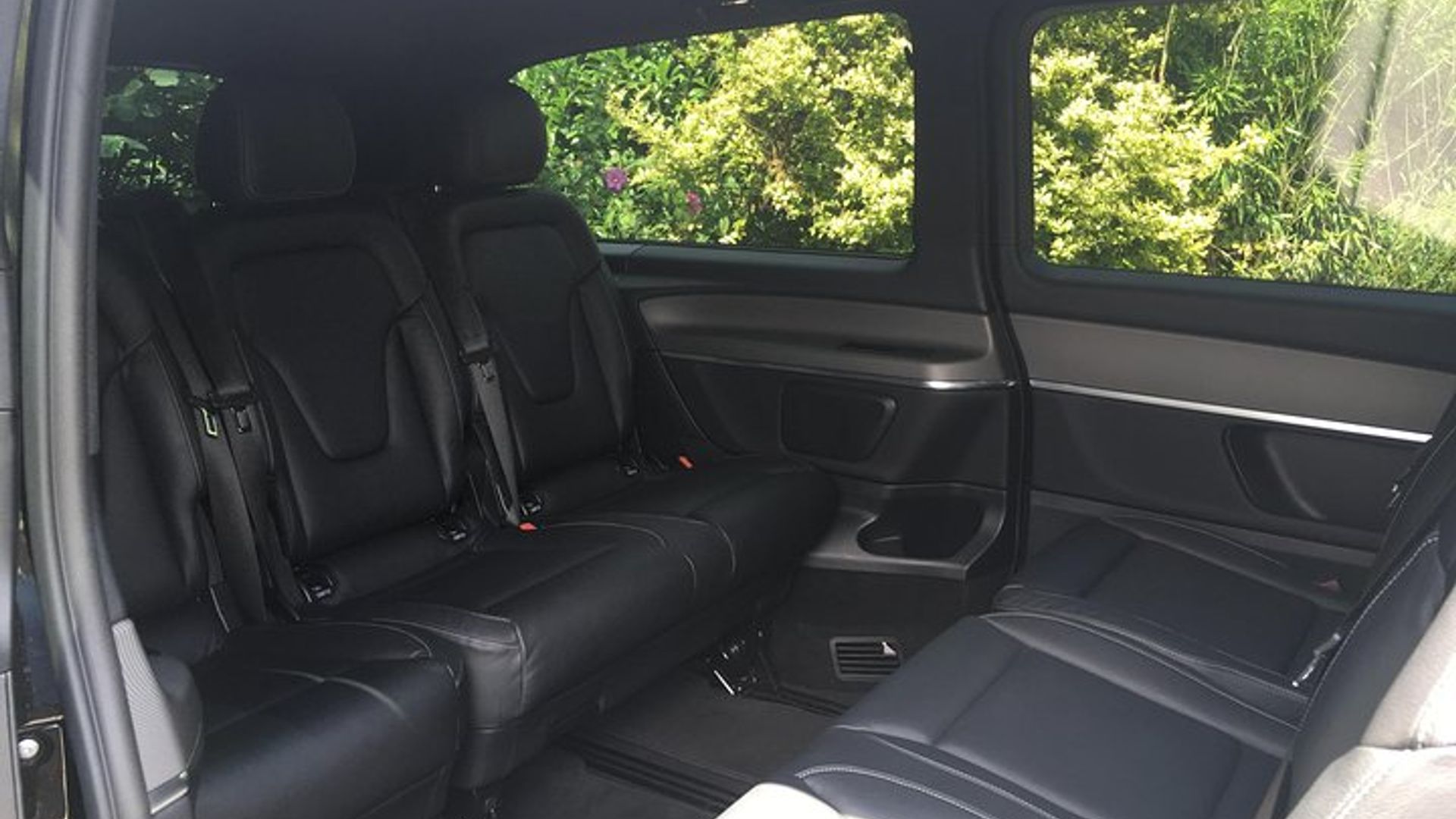 Transfert privé à Bayeux en minivan
