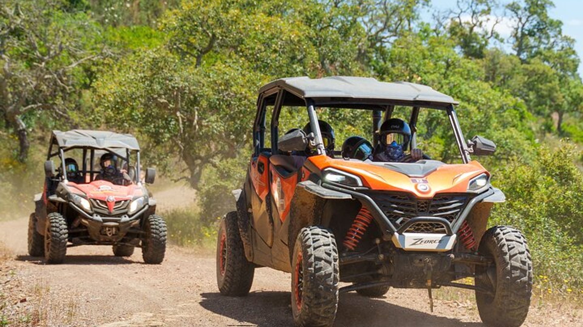 Visite en buggy saleté et poussière