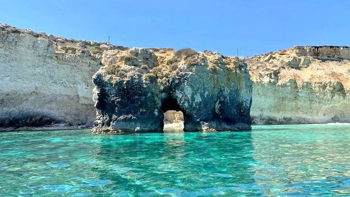 Boat tour of Ortigia Island and sea caves