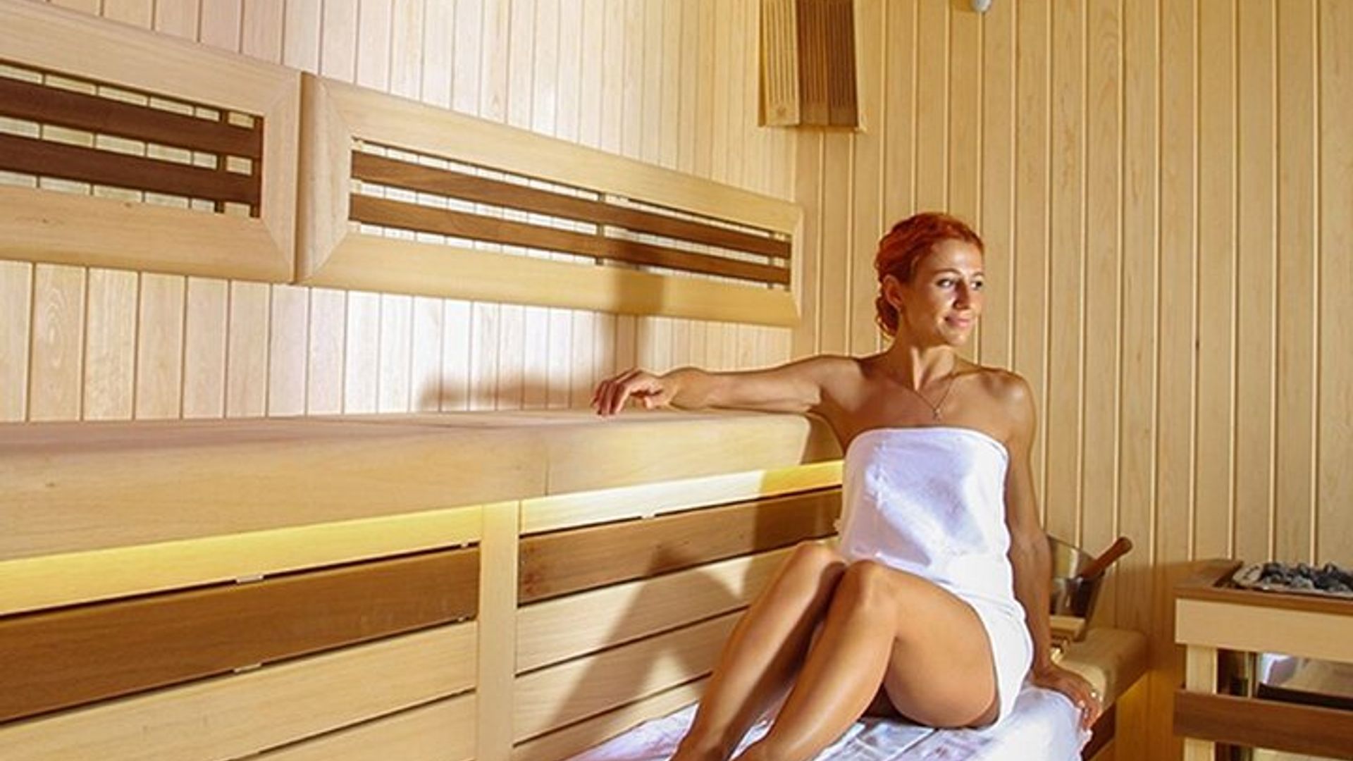 Side Turkish Bath with Full Body Aloe Vera Massage & Transfer