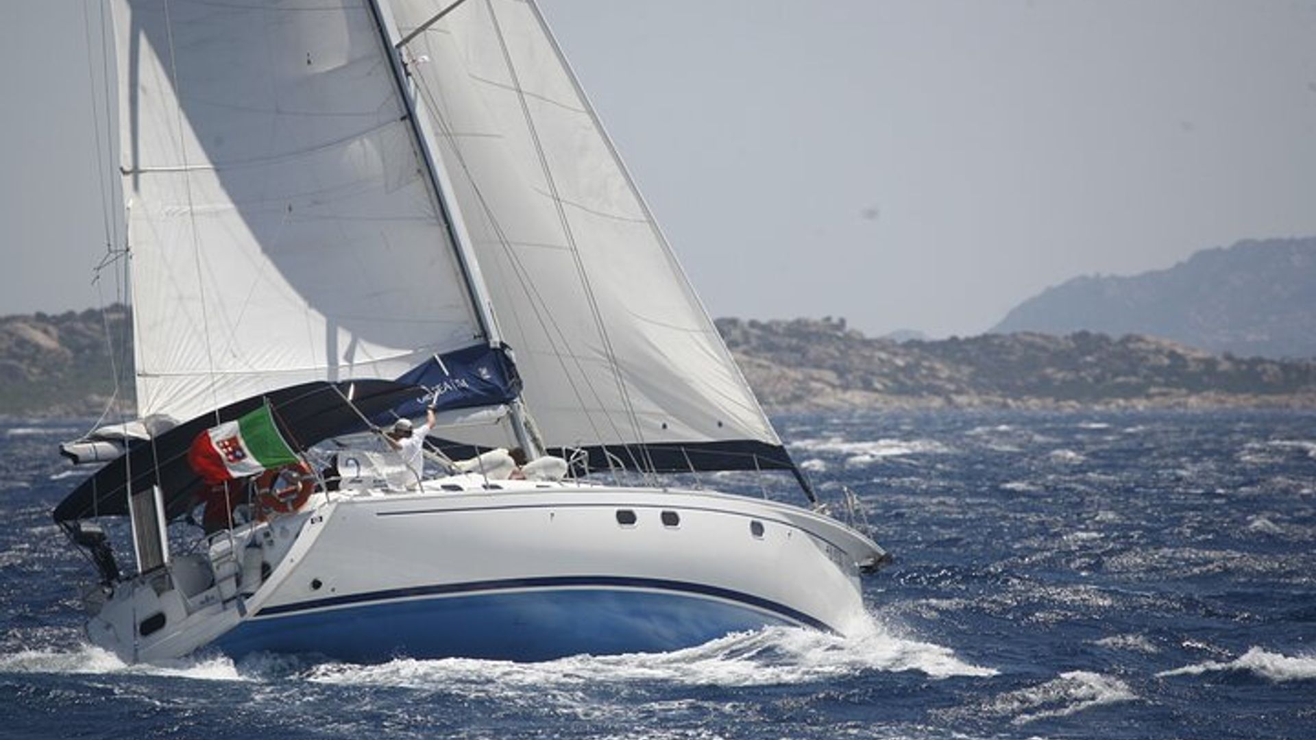 Daily sailing trip in the La Maddalena Archipelago