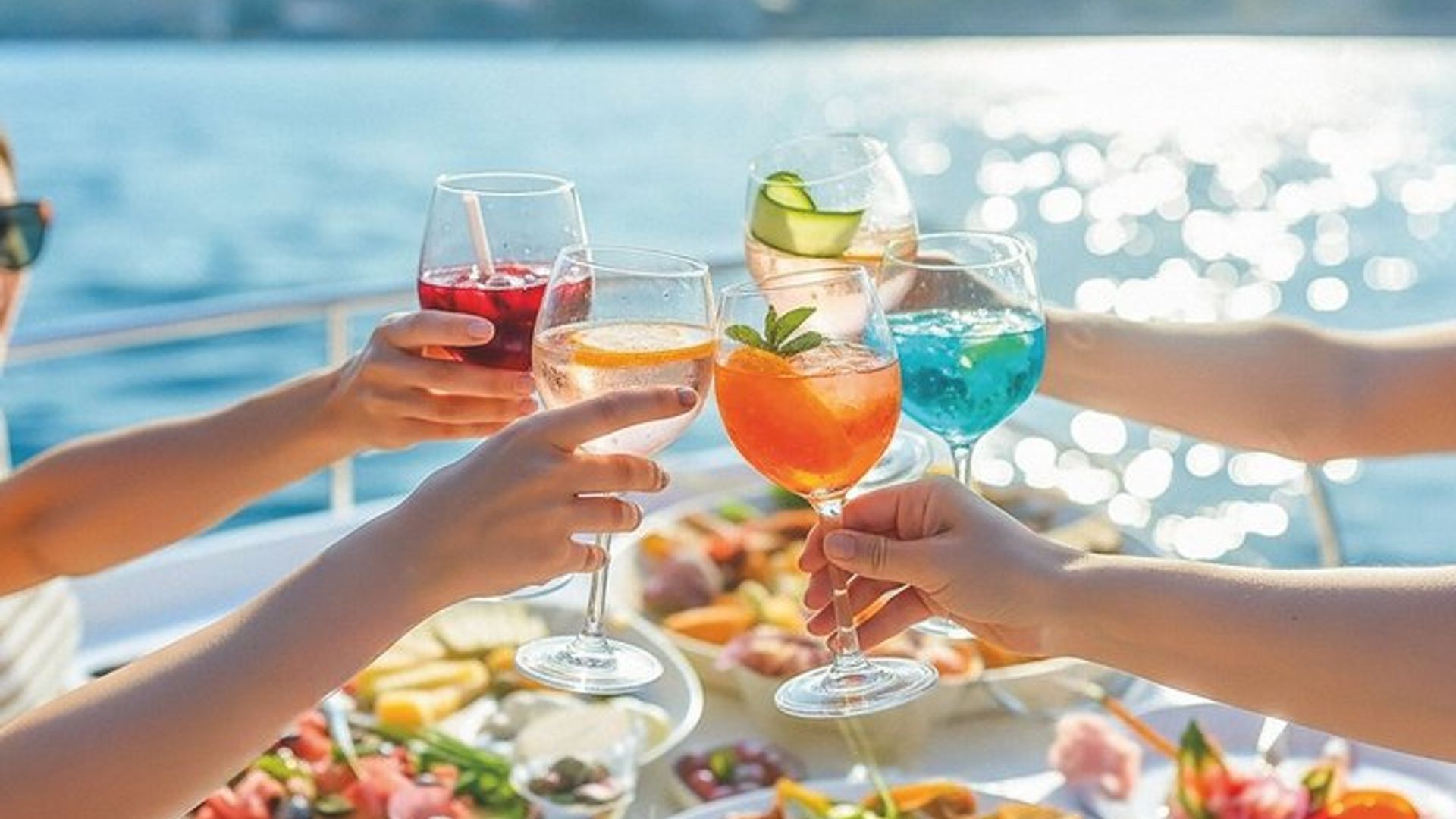 Albufeira : Brunch et Benagil Caves avec Open bar